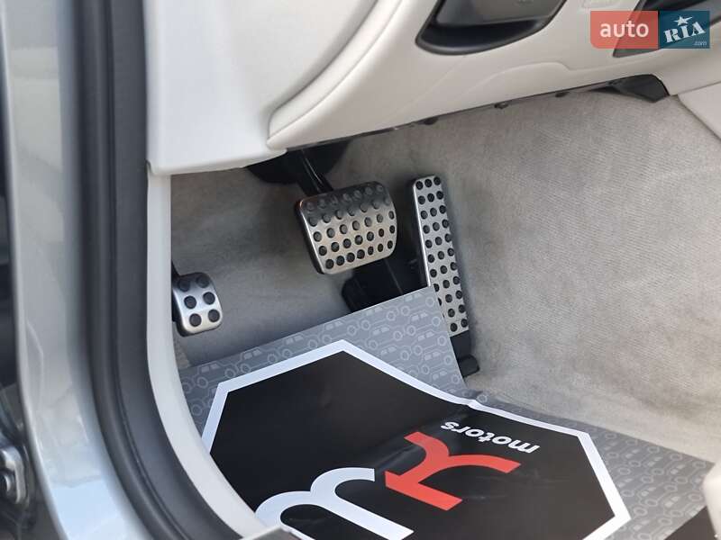 Седан Mercedes-Benz CLS-Class 2014 в Киеве фото 46 Седан Mercedes-Benz CLS-Class 2014 в Киеве