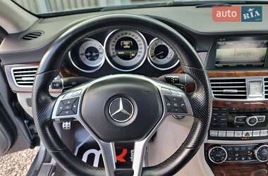 Седан Mercedes-Benz CLS-Class 2014 в  фото 50 Седан Mercedes-Benz CLS-Class 2014 в