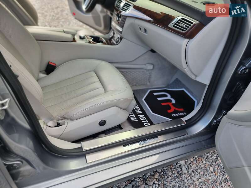 Седан Mercedes-Benz CLS-Class 2014 в Киеве фото 77 Седан Mercedes-Benz CLS-Class 2014 в Киеве