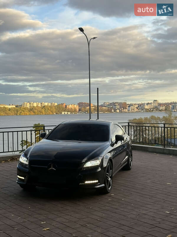 Mercedes-Benz CLS-Class 2011