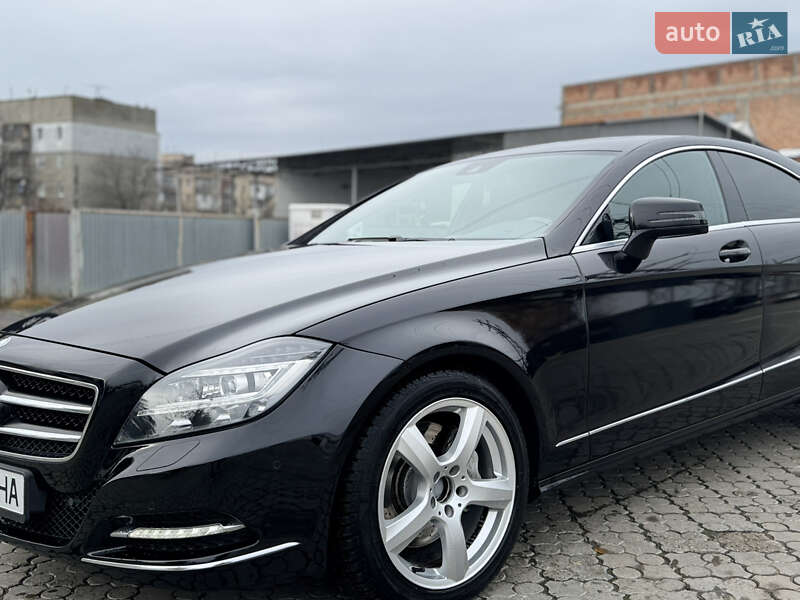 Седан Mercedes-Benz CLS-Class 2014 в Черновцах фото 24 Седан Mercedes-Benz CLS-Class 2014 в Черновцах