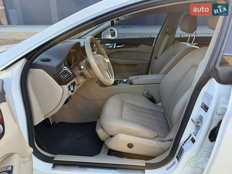 Седан Mercedes-Benz CLS-Class 2014 в Хмельницькому фото 32 Седан Mercedes-Benz CLS-Class 2014 в Хмельницькому