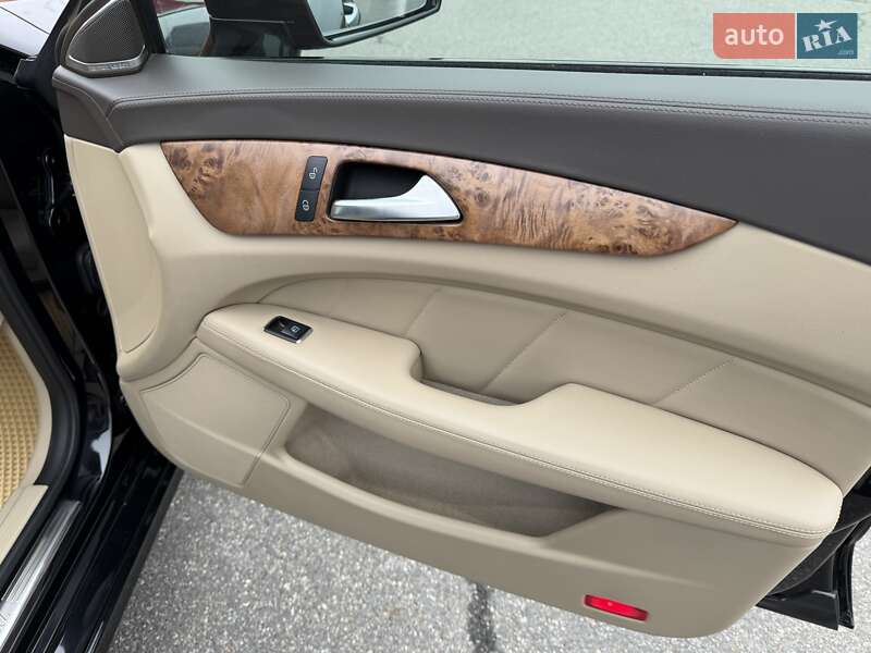 Седан Mercedes-Benz CLS-Class 2012 в Києві
