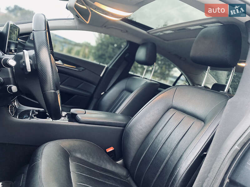 Седан Mercedes-Benz CLS-Class 2015 в Киеве