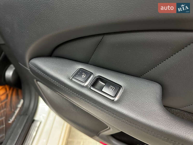 Седан Mercedes-Benz CLS-Class 2016 в Киеве фото 26 Седан Mercedes-Benz CLS-Class 2016 в Киеве