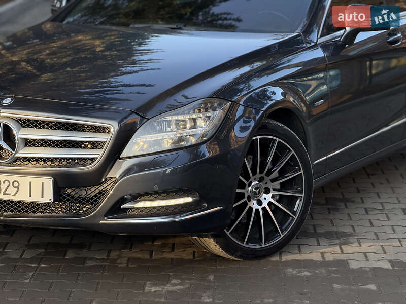 Седан Mercedes-Benz CLS-Class 2012 в Львове