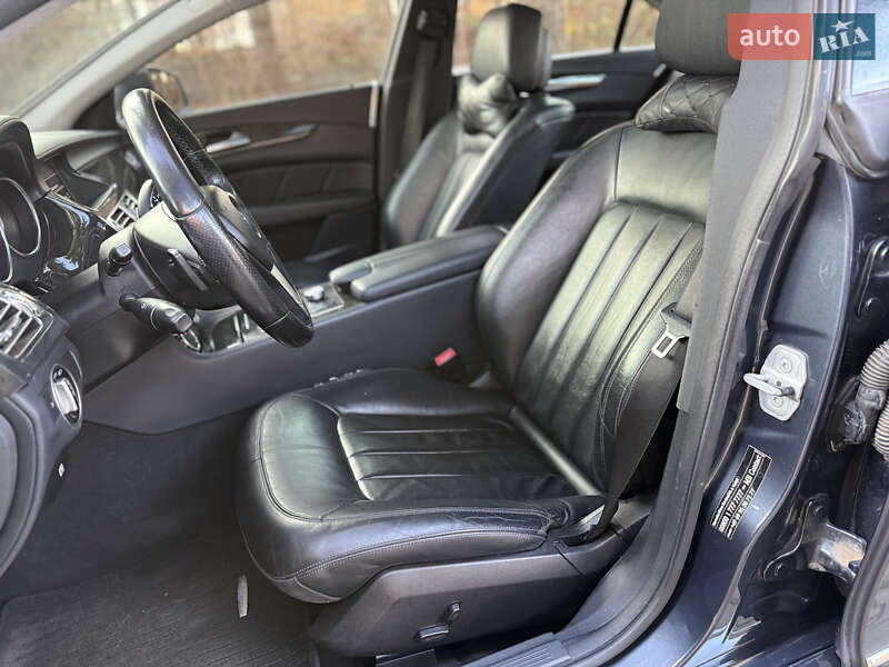 Седан Mercedes-Benz CLS-Class 2012 в Львове