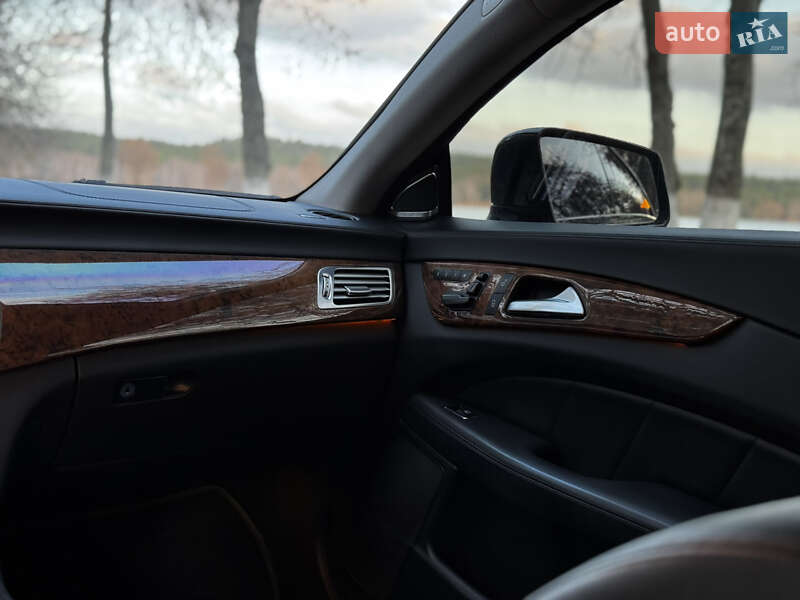 Седан Mercedes-Benz CLS-Class 2012 в Киеве фото 20 Седан Mercedes-Benz CLS-Class 2012 в Киеве