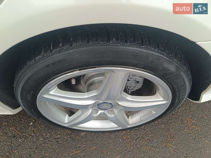 Седан Mercedes-Benz CLS-Class 2013 в Виннице