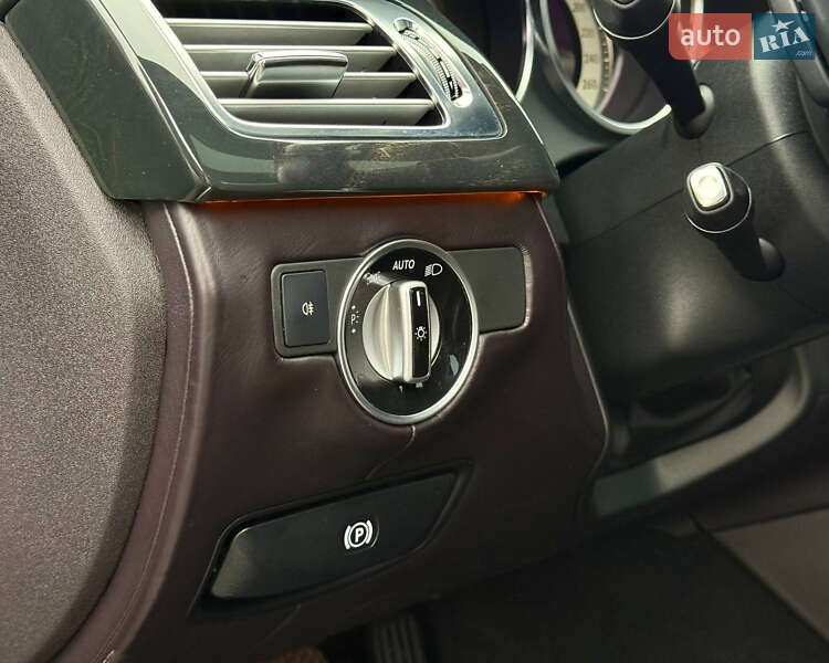 Седан Mercedes-Benz CLS-Class 2013 в Киеве фото 20 Седан Mercedes-Benz CLS-Class 2013 в Киеве