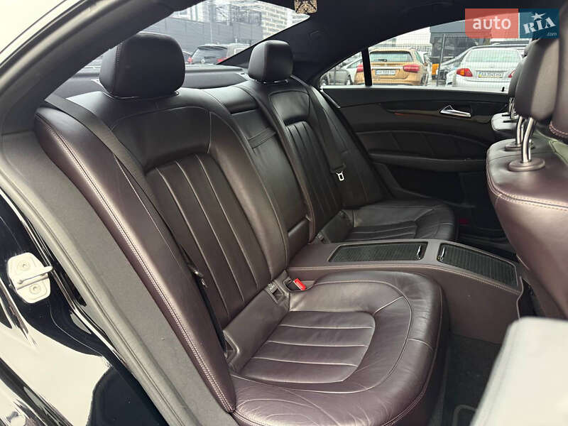 Седан Mercedes-Benz CLS-Class 2013 в Киеве фото 36 Седан Mercedes-Benz CLS-Class 2013 в Киеве