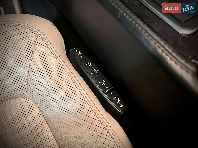 Седан Mercedes-Benz CLS-Class 2011 в Днепре фото 39 Седан Mercedes-Benz CLS-Class 2011 в Днепре