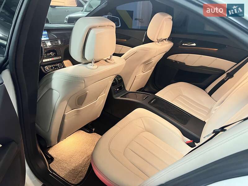 Седан Mercedes-Benz CLS-Class 2011 в Днепре фото 45 Седан Mercedes-Benz CLS-Class 2011 в Днепре
