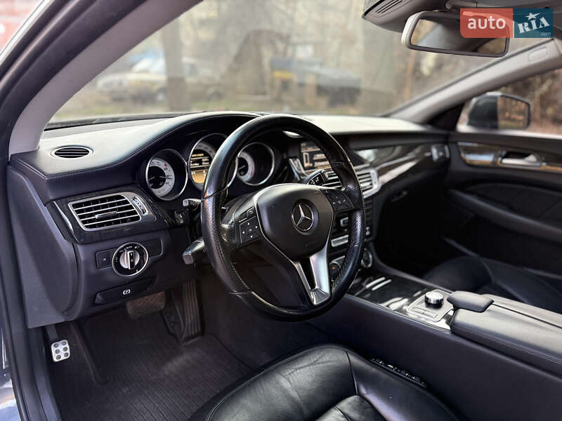 Седан Mercedes-Benz CLS-Class 2012 в Львове фото 13 Седан Mercedes-Benz CLS-Class 2012 в Львове