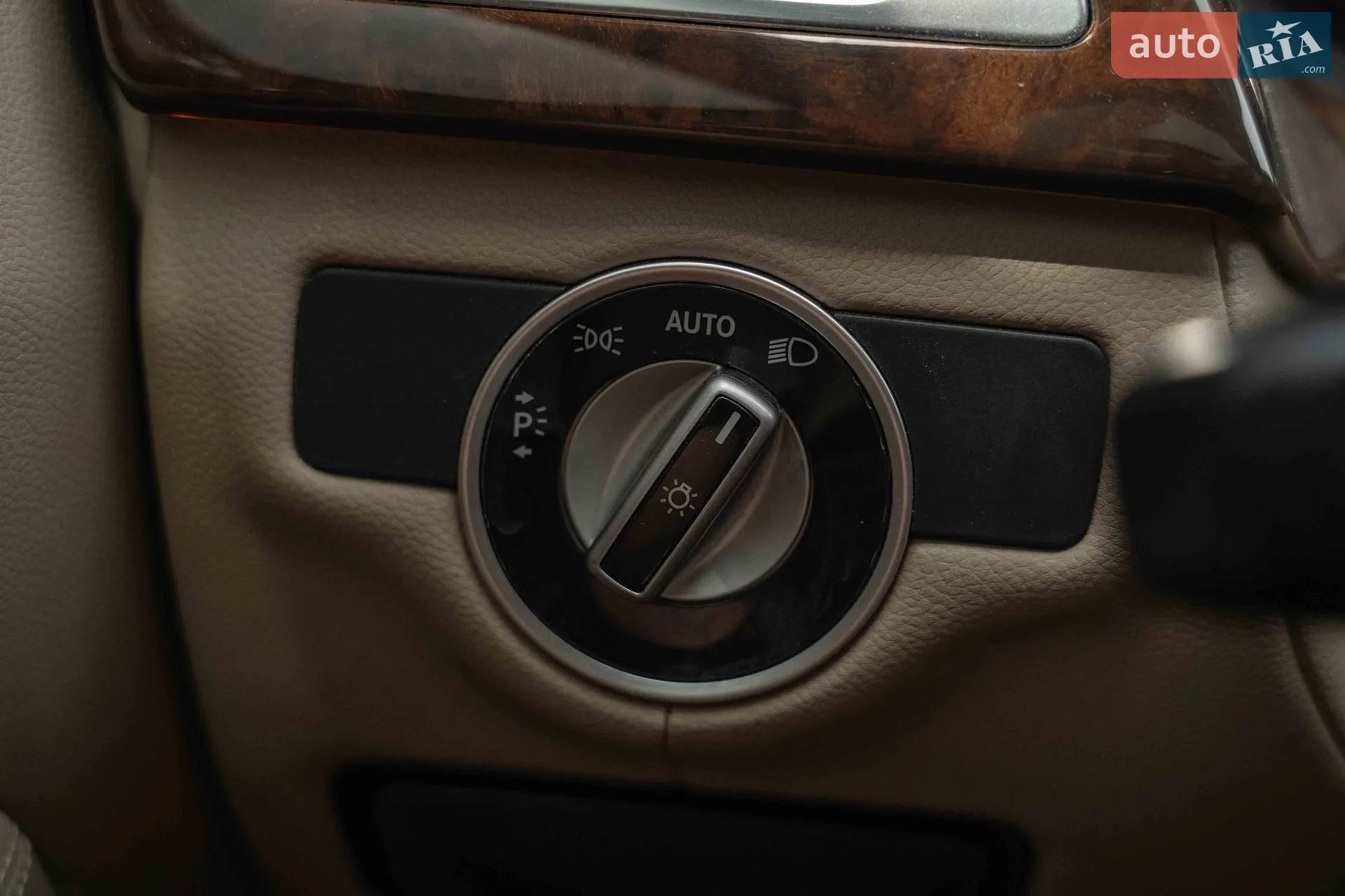 2012 Mercedes-Benz CLS-klasse - мініатюра 23