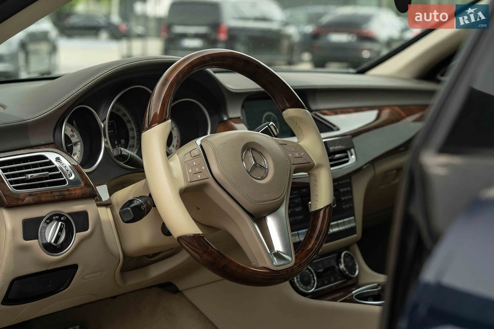 2012 Mercedes-Benz CLS-klasse - мініатюра 25
