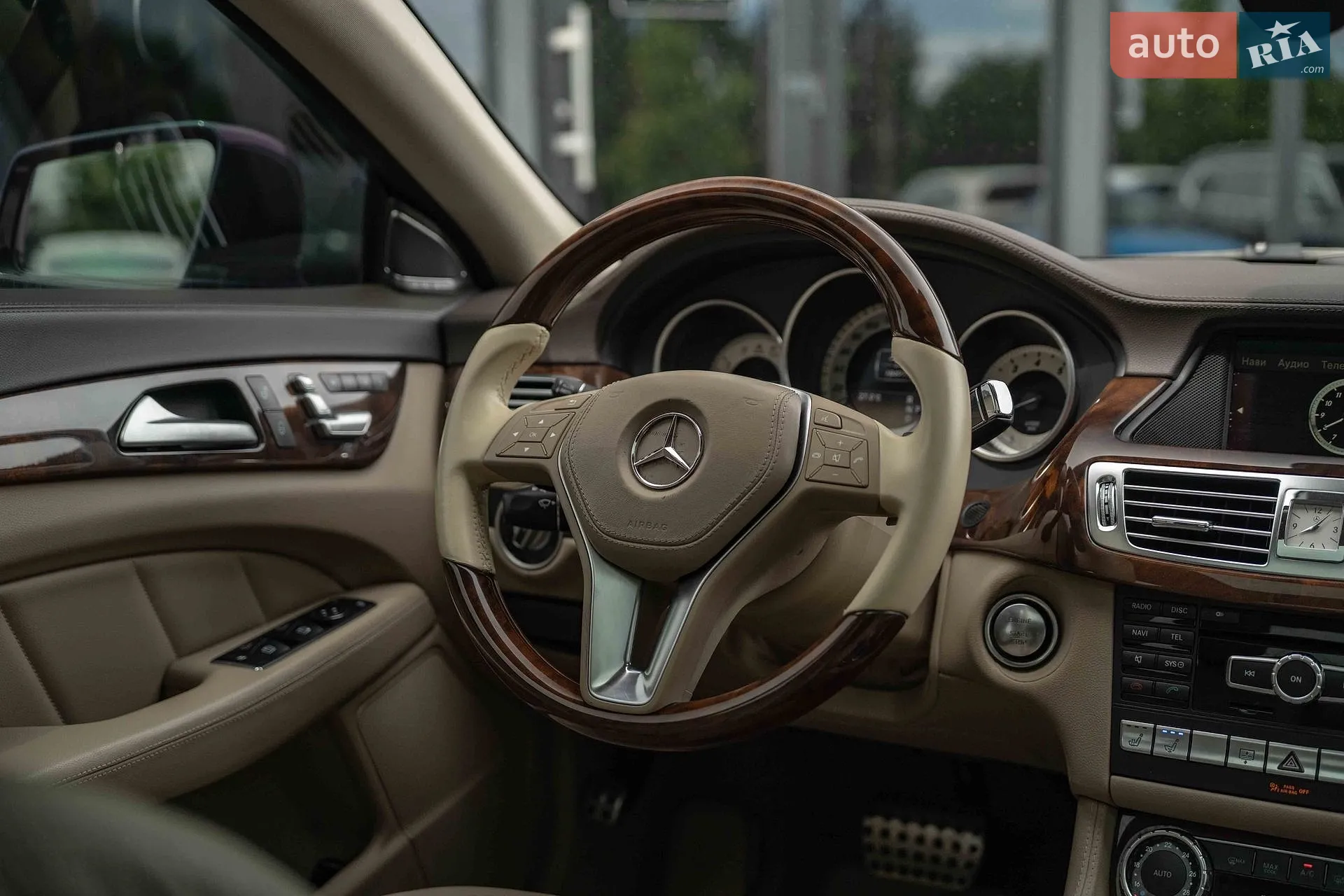 2012 Mercedes-Benz CLS-klasse - мініатюра 27