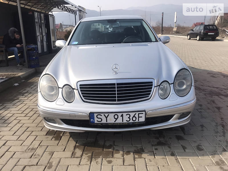 Mercedes-Benz E 200