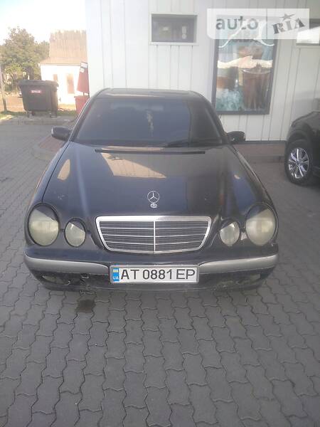 Mercedes-Benz E 200