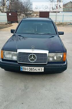 Универсал Mercedes-Benz E 200 1991 в Одессе