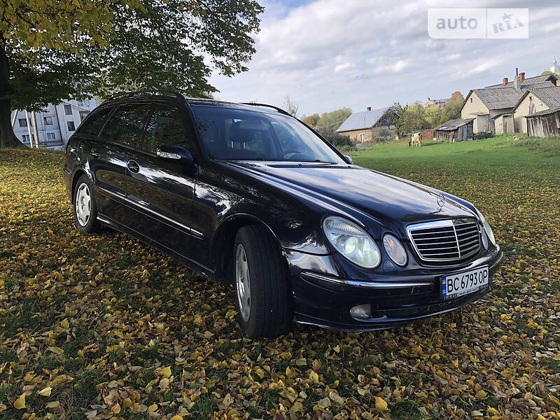 Mercedes-Benz E 220