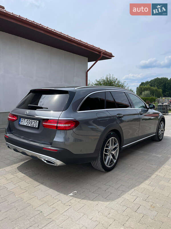 Универсал Mercedes-Benz E-Class All Terrain 2020 в Ровно