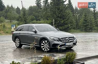 Універсал Mercedes-Benz E-Class All Terrain 2017 в 