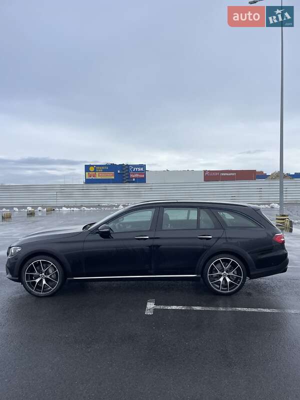 Універсал Mercedes-Benz E-Class All Terrain 2021 в Львові