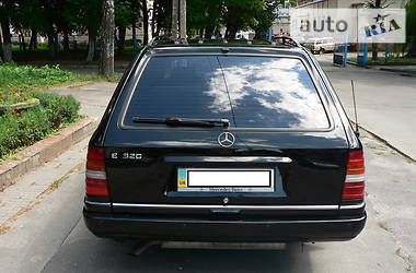 Универсал Mercedes-Benz E-Class 1994 в Хмельницком