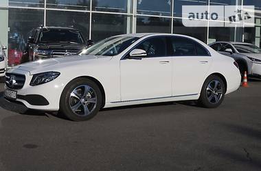 Седан Mercedes-Benz E-Class 2018 в Киеве