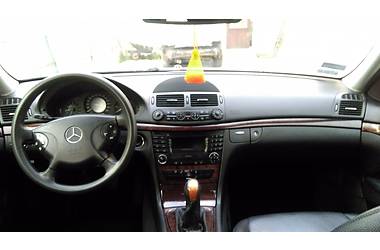 Седан Mercedes-Benz E-Class 2003 в Львове