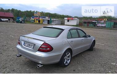 Седан Mercedes-Benz E-Class 2003 в Ивано-Франковске