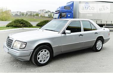 Седан Mercedes-Benz E-Class 1994 в Ковеле