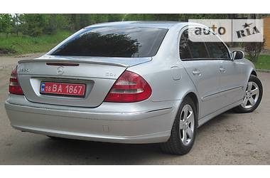 Седан Mercedes-Benz E-Class 2006 в Ровно