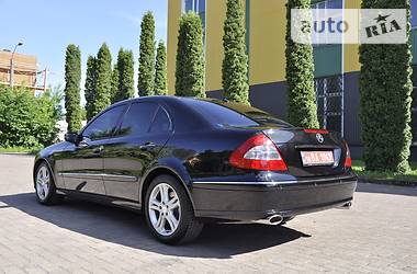 Седан Mercedes-Benz E-Class 2006 в Ровно