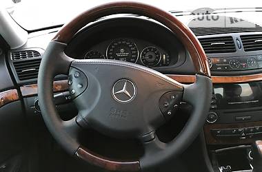 Седан Mercedes-Benz E-Class 2004 в Одессе