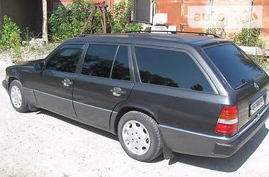 Универсал Mercedes-Benz E-Class 1993 в Калиновке