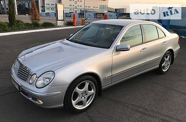 Седан Mercedes-Benz E-Class 2004 в Одессе