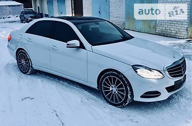 Седан Mercedes-Benz E-Class 2013 в Киеве