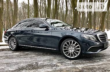 Седан Mercedes-Benz E-Class 2016 в Киеве