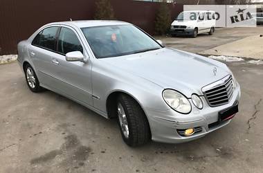 Седан Mercedes-Benz E-Class 2008 в Киеве