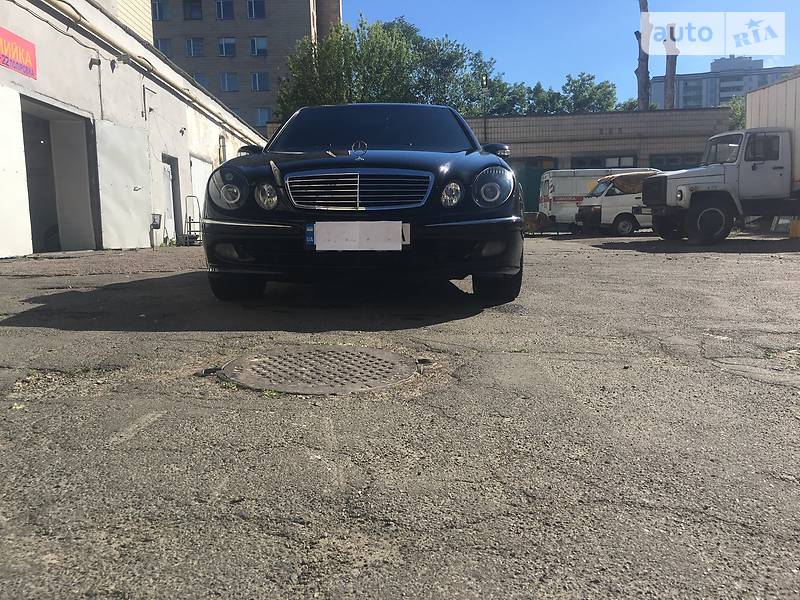 Седан Mercedes-Benz E-Class 2006 в Києві