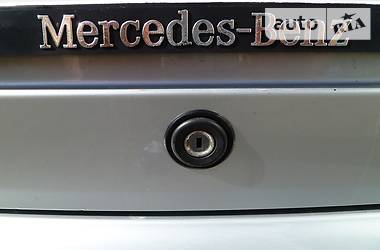 Седан Mercedes-Benz E-Class 2001 в Виноградове