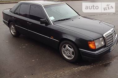 Седан Mercedes-Benz E-Class 1991 в Чернигове