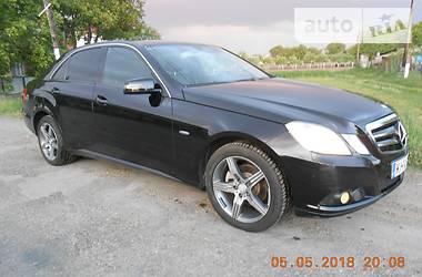 Седан Mercedes-Benz E-Class 2009 в Кицмани