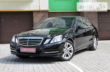 Седан Mercedes-Benz E-Class 2013 в Івано-Франківську