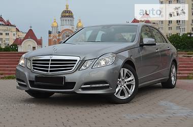 Седан Mercedes-Benz E-Class 2012 в Києві