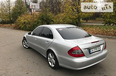 Седан Mercedes-Benz E-Class 2007 в Умани