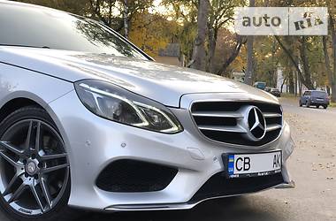 Седан Mercedes-Benz E-Class 2013 в Чернигове