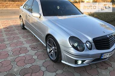 Седан Mercedes-Benz E-Class 2004 в Херсоне